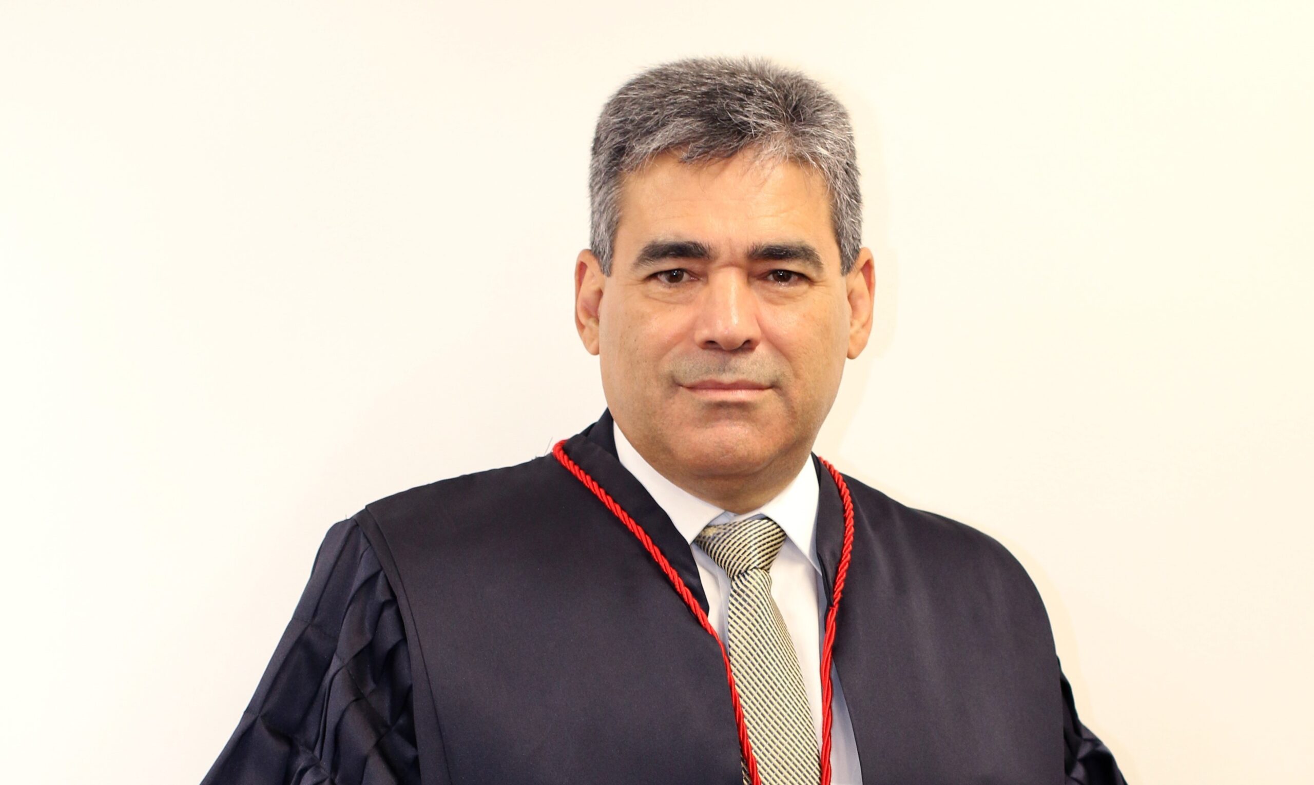 Retrato de Carlos Santos de Oliveira